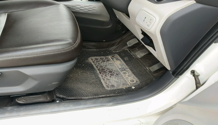 2022 Hyundai GRAND I10 NIOS ASTA 1.2 KAPPA VTVT CNG, Petrol, Manual, 56,673 km, interior