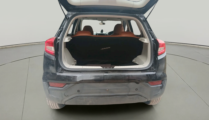 2022 Mahindra XUV300 W4 1.2 PETROL, Petrol, Manual, 49,500 km, exterior