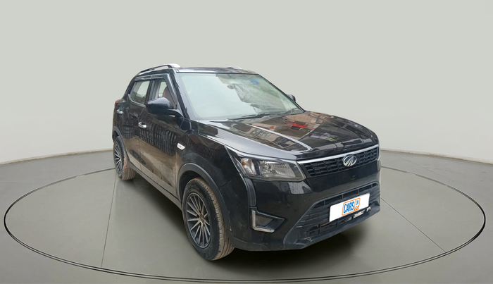 2022 Mahindra XUV300 W4 1.2 PETROL, Petrol, Manual, 49,500 km, exterior