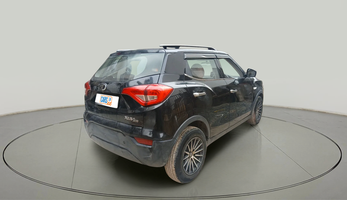2022 Mahindra XUV300 W4 1.2 PETROL, Petrol, Manual, 49,500 km, exterior