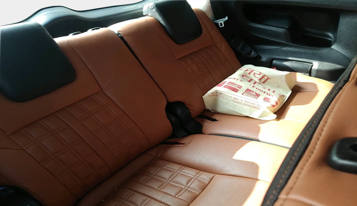 2016 Toyota Innova Crysta 2.4 G 7 STR, Diesel, Manual, 85,529 km, interior