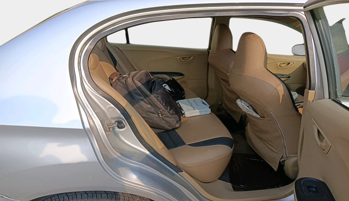 2014 Honda Amaze 1.2L I-VTEC EX, Petrol, Manual, 1,49,498 km, interior