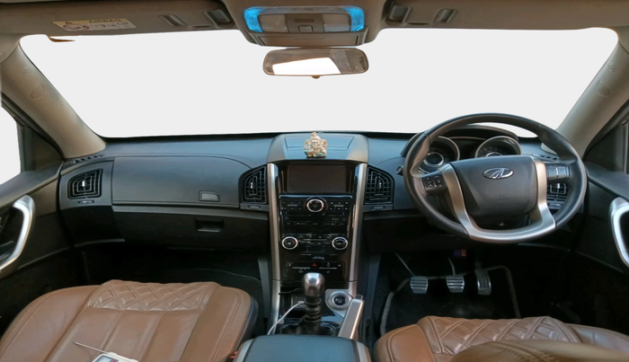 2019 Mahindra XUV500 W11, Diesel, Manual, 52,672 km, interior