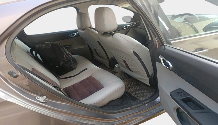 2016 Tata Tiago XZ PETROL, Petrol, Manual, 87,374 km, interior