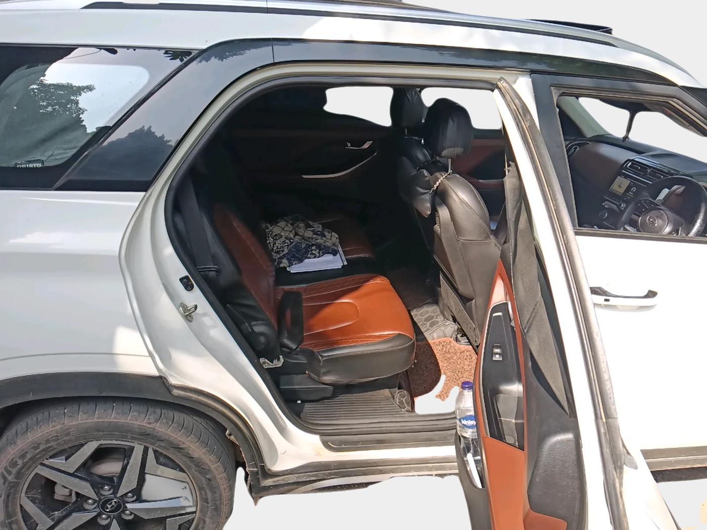 2021 Hyundai ALCAZAR PRESTIGE(O) 1.5 AT 7STR, Diesel, Automatic, 68,445 km, interior