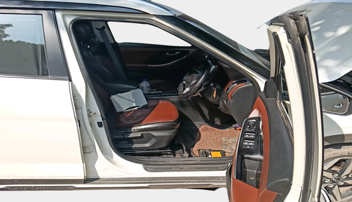 2021 Hyundai ALCAZAR PRESTIGE(O) 1.5 AT 7STR, Diesel, Automatic, 68,445 km, interior