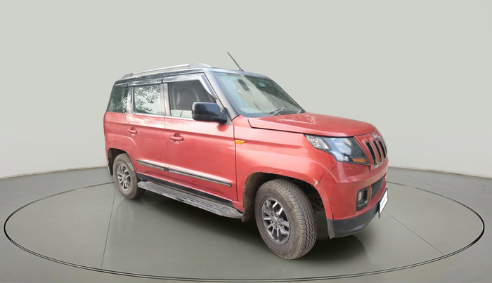 2017 Mahindra TUV300 T10 AMT, Diesel, Automatic, 1,02,262 km, exterior