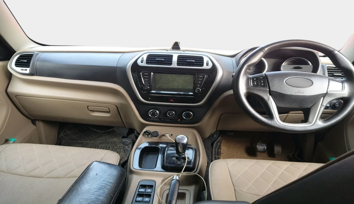 2017 Mahindra TUV300 T10 AMT, Diesel, Automatic, 1,02,262 km, interior