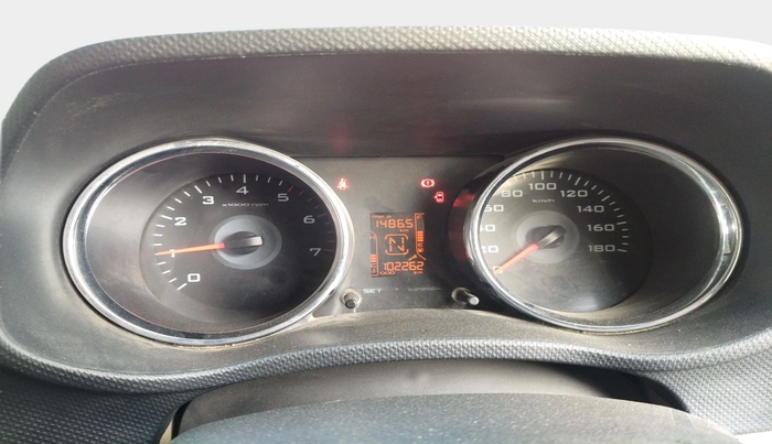 2017 Mahindra TUV300 T10 AMT, Diesel, Automatic, 1,02,262 km, interior