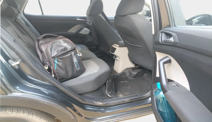 2023 Volkswagen TAIGUN HIGHLINE 1.0 TSI AT, Petrol, Automatic, 60,828 km, interior