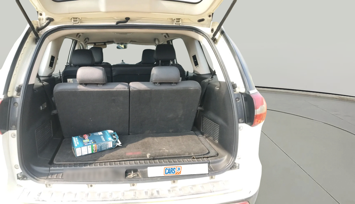 2018 Tata Hexa XT 4X2 7 STR, Diesel, Manual, 82,707 km, exterior