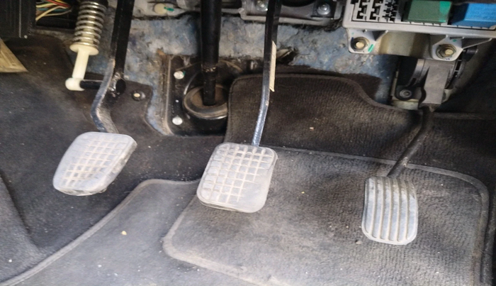 2018 Tata Hexa XT 4X2 7 STR, Diesel, Manual, 82,707 km, interior