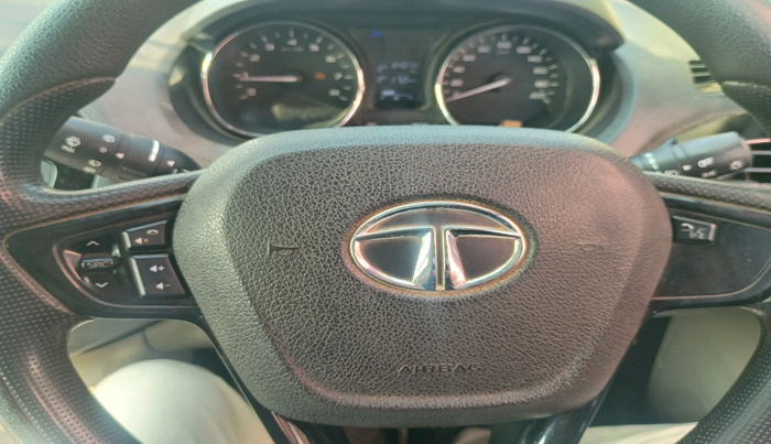 2018 Tata Tiago XZ PETROL, Petrol, Manual, 67,171 km, interior