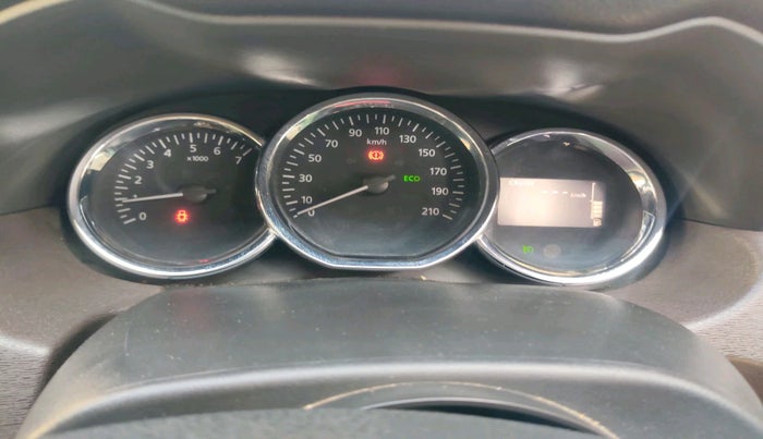 2017 Nissan Terrano XV D THP PREMIUM 110 PS, Diesel, Manual, 99,314 km, interior