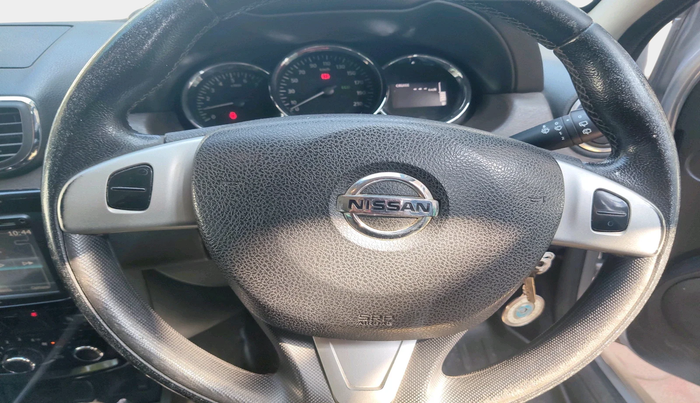 2017 Nissan Terrano XV D THP PREMIUM 110 PS, Diesel, Manual, 99,314 km, interior