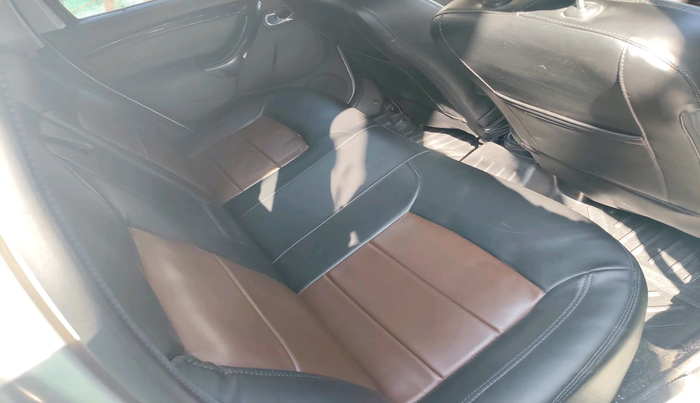 2017 Nissan Terrano XV D THP PREMIUM 110 PS, Diesel, Manual, 99,314 km, interior