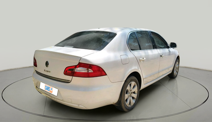 2011 Skoda Superb ELEGANCE 1.8 TSI AT, Petrol, Automatic, 1,11,175 km, exterior