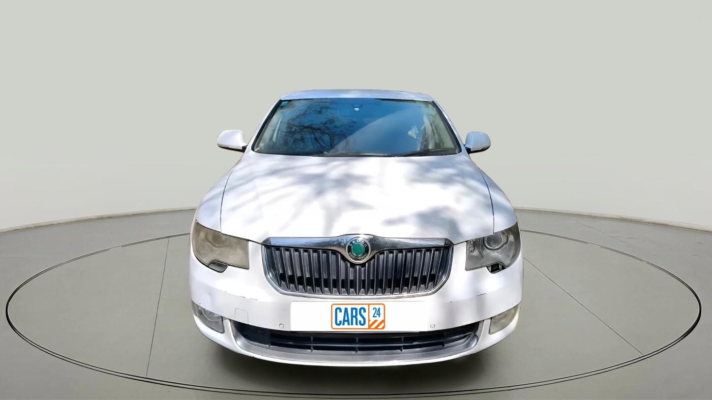 2011 Skoda Superb ELEGANCE 1.8 TSI AT, Petrol, Automatic, 1,11,175 km, exterior