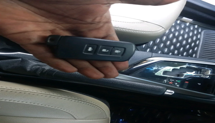 2015 Toyota Corolla Altis VL CVT PETROL, Petrol, Automatic, 1,09,236 km, interior