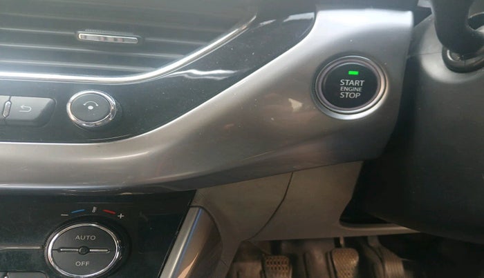 2018 Tata NEXON XZ PLUS PETROL, Petrol, Manual, 1,46,070 km, interior