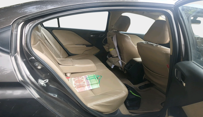 2018 Honda City 1.5L I-VTEC V MT, Petrol, Manual, 1,06,822 km, interior