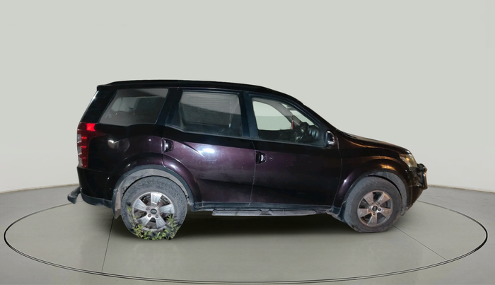 2014 Mahindra XUV500 W8, Diesel, Manual, 1,93,762 km, exterior