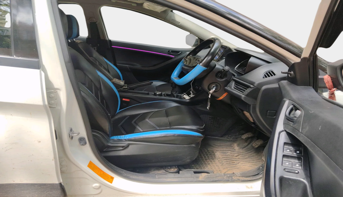 2023 Tata NEXON SMART 1.2 PETROL, Petrol, Manual, 14,694 km, interior