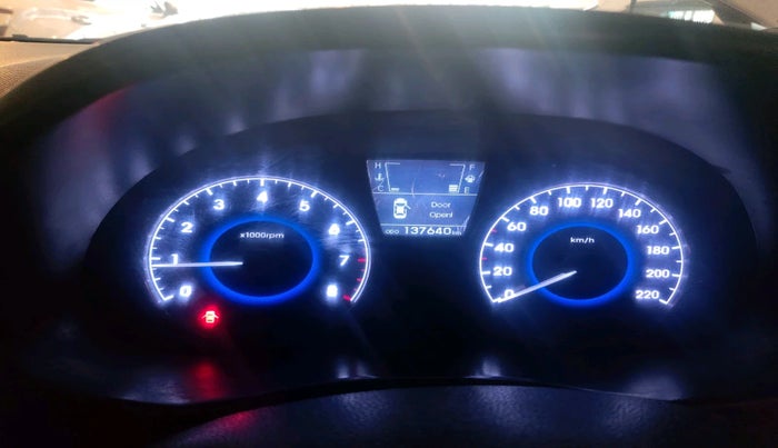 2012 Hyundai Verna FLUIDIC 1.6 VTVT SX, Petrol, Manual, 1,37,640 km, interior