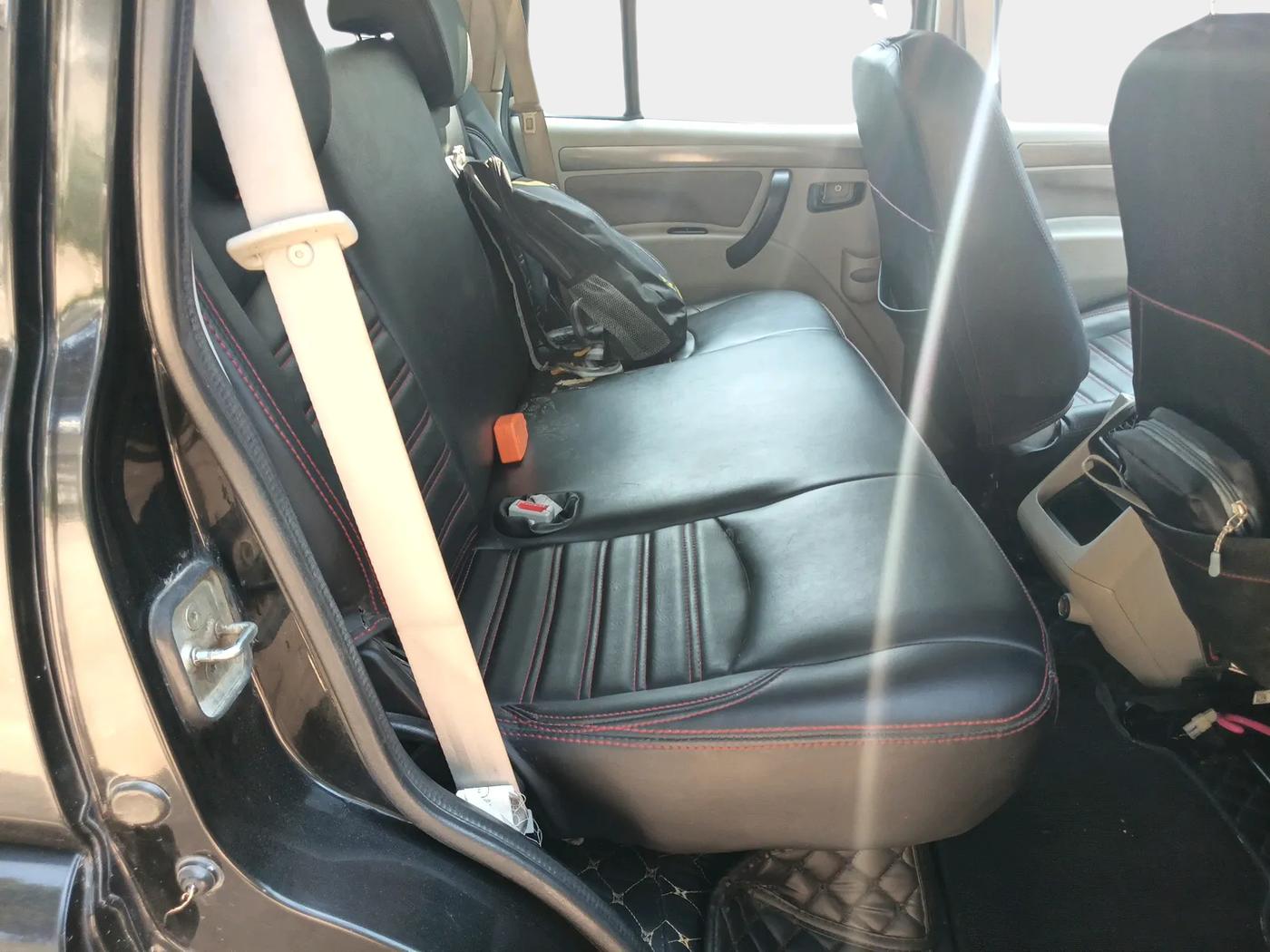 2022 Mahindra Scorpio S5, Diesel, Manual, 70,000 km, interior