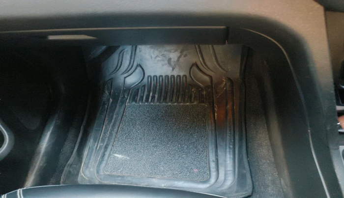 2018 Maruti Vitara Brezza ZDI PLUS AT DUAL TONE, Diesel, Automatic, 1,04,400 km, interior