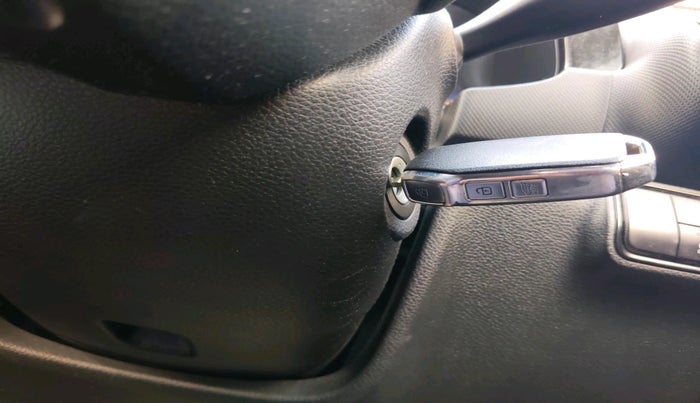 2024 KIA SONET HTK (O) 1.5 Diesel MT, Diesel, Manual, 37,954 km, interior