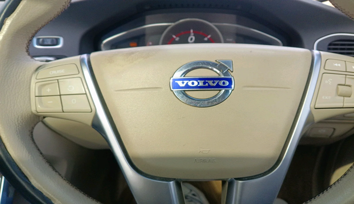 2017 Volvo S60 Momentum D4, Diesel, Automatic, 87,621 km, interior