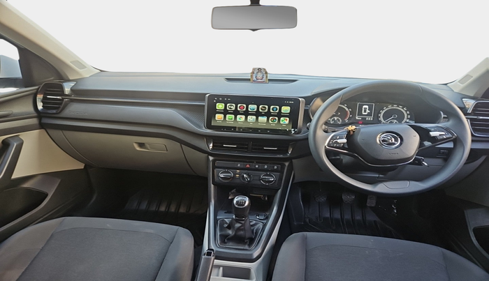 2023 Skoda KUSHAQ ACTIVE 1.0L TSI MT, Petrol, Manual, 15,355 km, interior