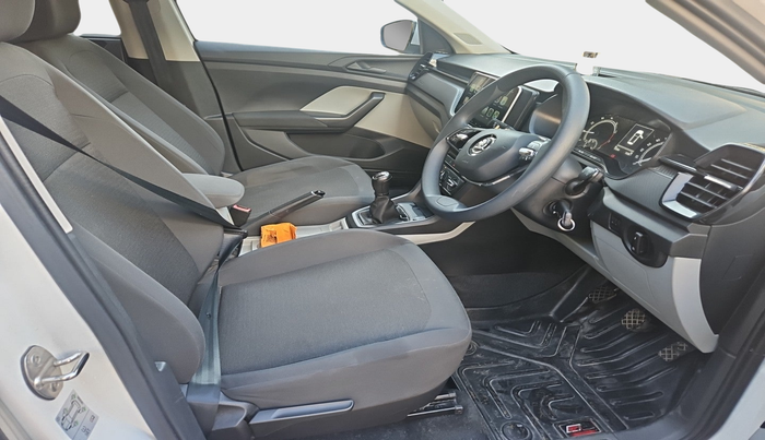 2023 Skoda KUSHAQ ACTIVE 1.0L TSI MT, Petrol, Manual, 15,355 km, interior