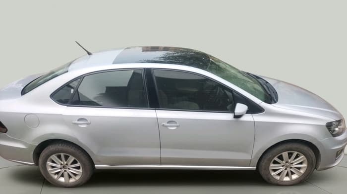 2017 Volkswagen Vento HIGHLINE PETROL AT, Petrol, Automatic, 1,05,337 km, exterior