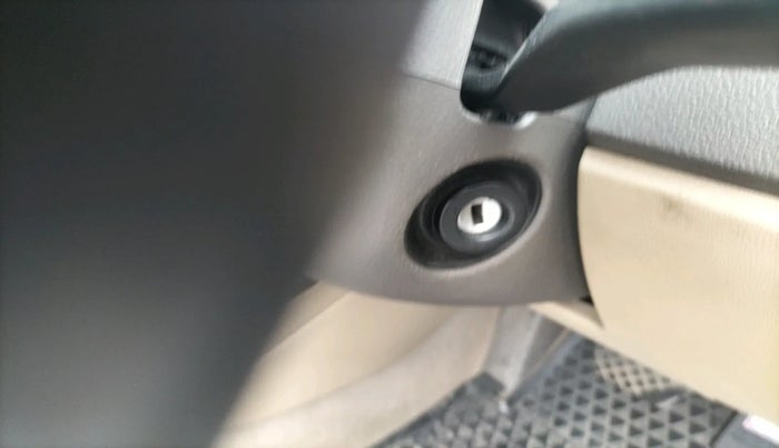 2017 Volkswagen Vento HIGHLINE PETROL AT, Petrol, Automatic, 1,05,337 km, interior