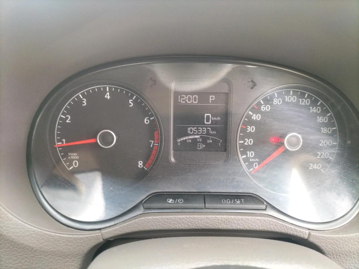 2017 Volkswagen Vento HIGHLINE PETROL AT, Petrol, Automatic, 1,05,337 km, interior