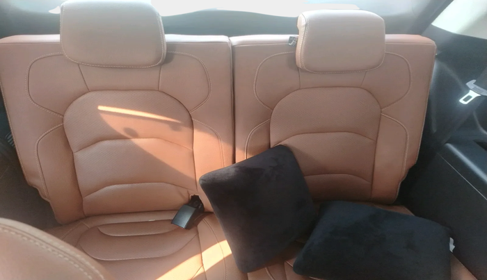 2022 MG HECTOR PLUS SHARP 1.5 PETROL TURBO CVT 6-STR, Petrol, Automatic, 48,513 km, interior