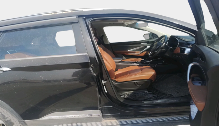 2022 MG HECTOR PLUS SHARP 1.5 PETROL TURBO CVT 6-STR, Petrol, Automatic, 48,513 km, interior