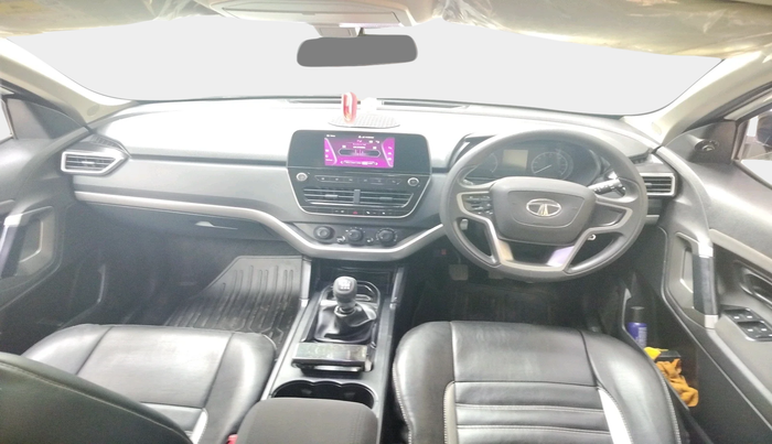 2019 Tata Harrier XM 2.0L KRYOTEC, Diesel, Manual, 45,771 km, interior