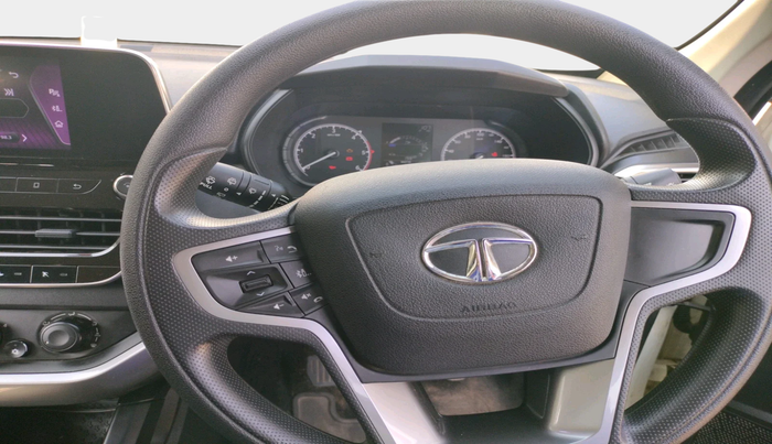 2019 Tata Harrier XM 2.0L KRYOTEC, Diesel, Manual, 45,771 km, interior