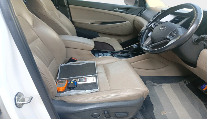 2016 Hyundai Tucson GLS 2WD AT DIESEL, Diesel, Automatic, 95,700 km, interior