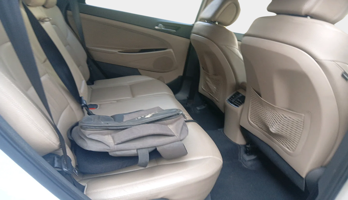 2016 Hyundai Tucson GLS 2WD AT DIESEL, Diesel, Automatic, 95,700 km, interior