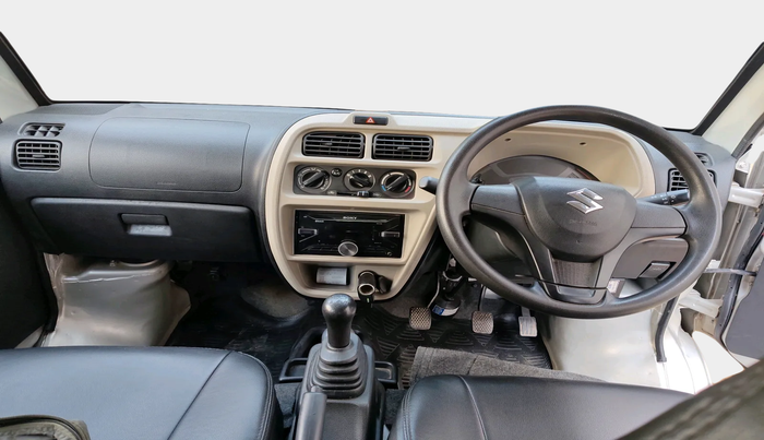 2023 Maruti Eeco 5 STR AC, Petrol, Manual, 17,650 km, interior