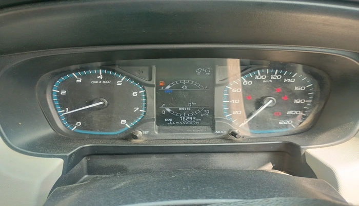 2023 Tata PUNCH PURE MT, Petrol, Manual, 76,293 km, interior