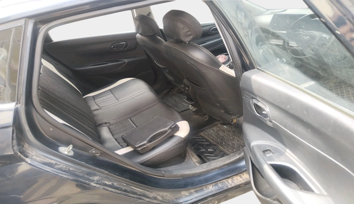 2021 Hyundai NEW I20 SPORTZ 1.2 MT, Petrol, Manual, 33,070 km, interior