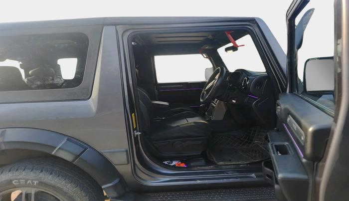 2022 Mahindra Thar LX D AT 4WD HT, Diesel, Automatic, 32,811 km, interior