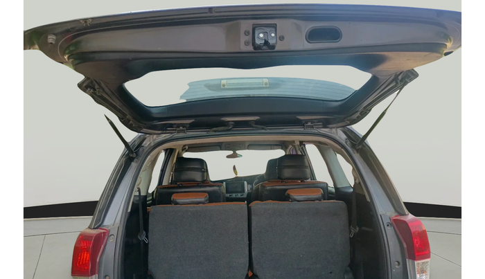 2019 Toyota Innova Crysta 2.8 GX AT 7 STR, Diesel, Automatic, 76,906 km, exterior