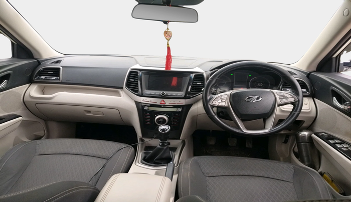 2020 Mahindra XUV300 W8 1.5 DIESEL, Diesel, Manual, 71,395 km, interior