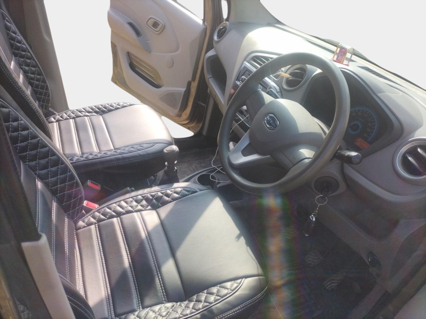 2017 Datsun Redi Go T (O), Petrol, Manual, 32,884 km, interior